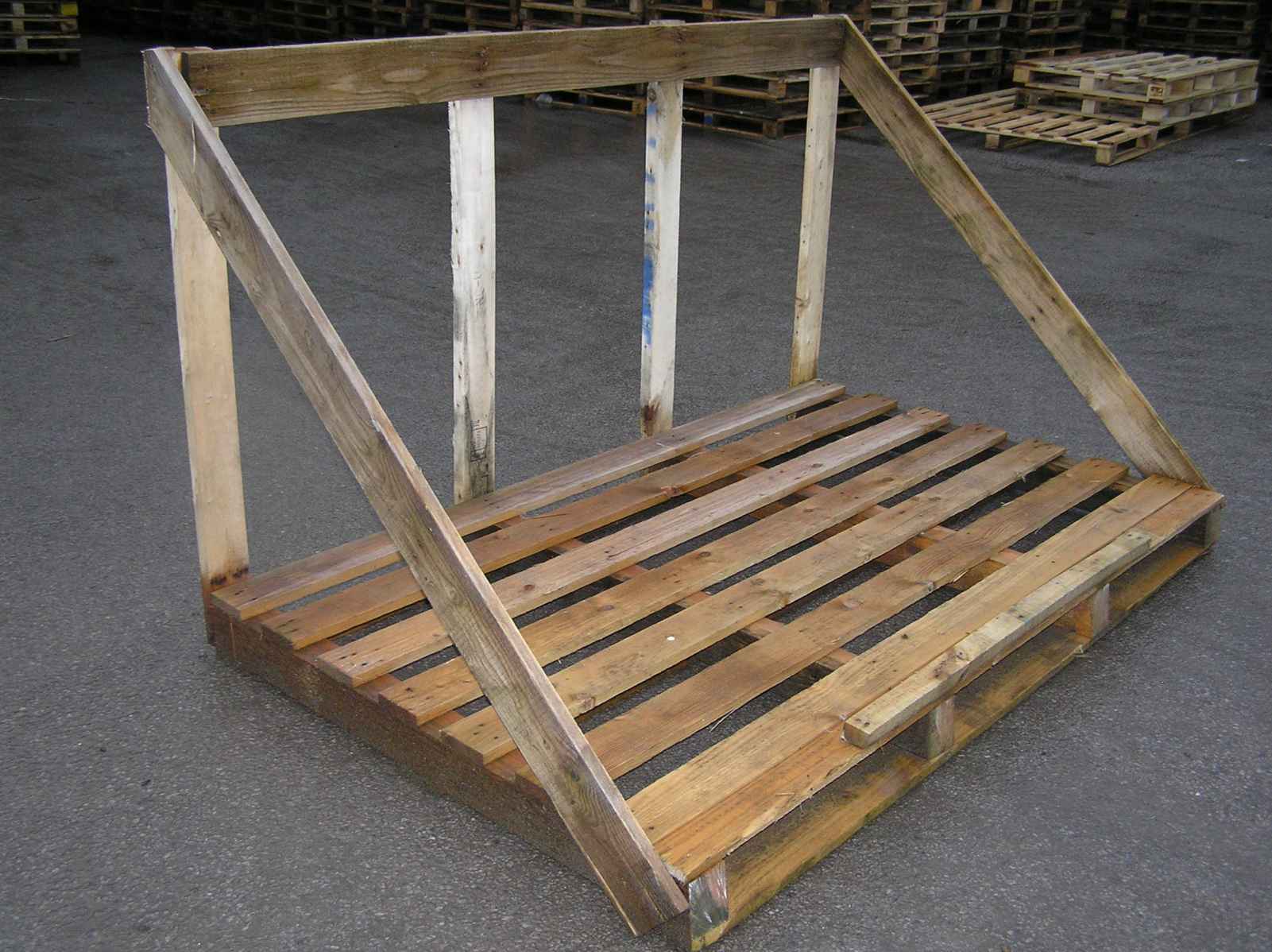 services pallets